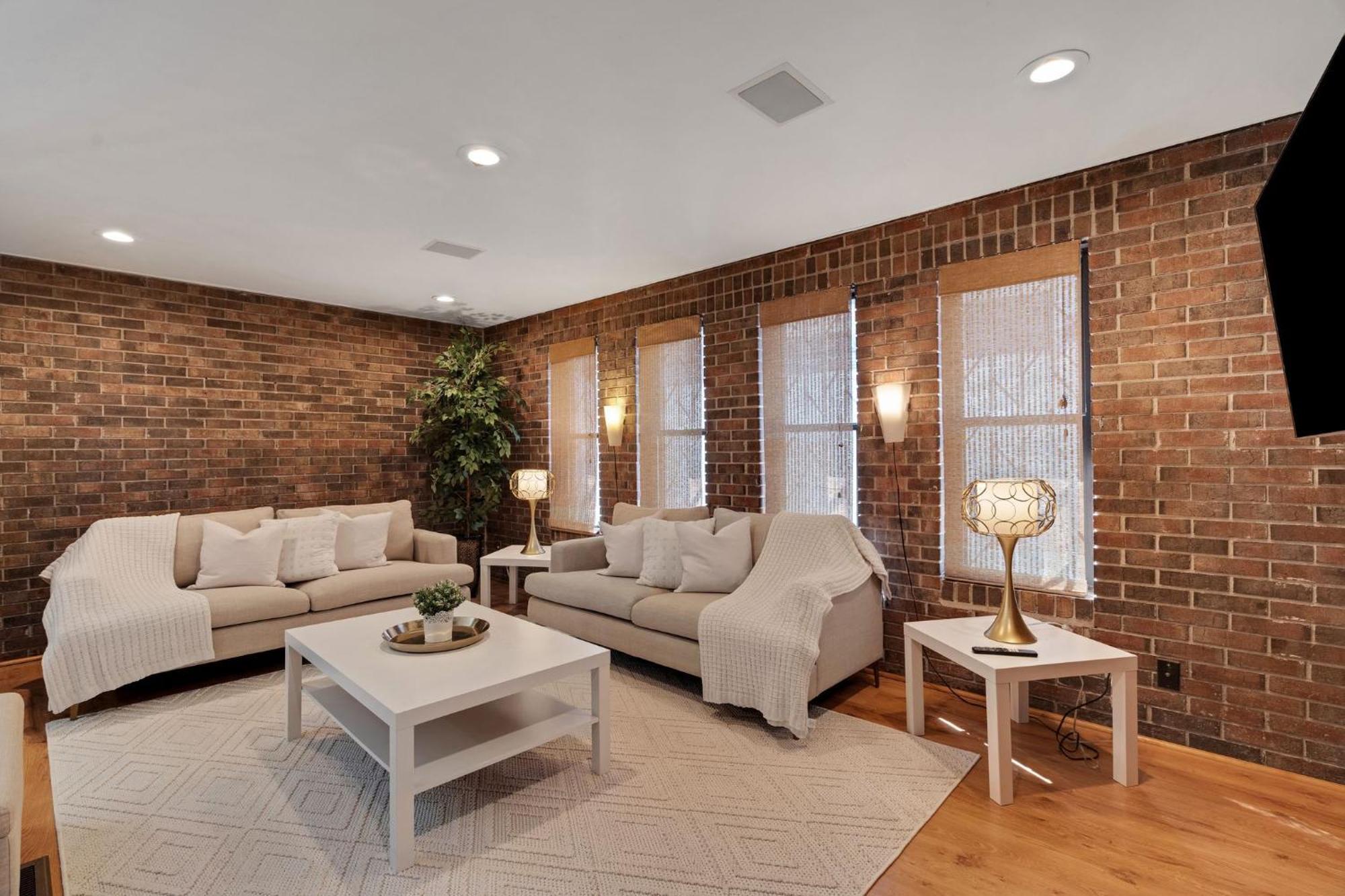 Beltline Beauty Mins To Benz Stadium, Game Room Атланта Екстериор снимка